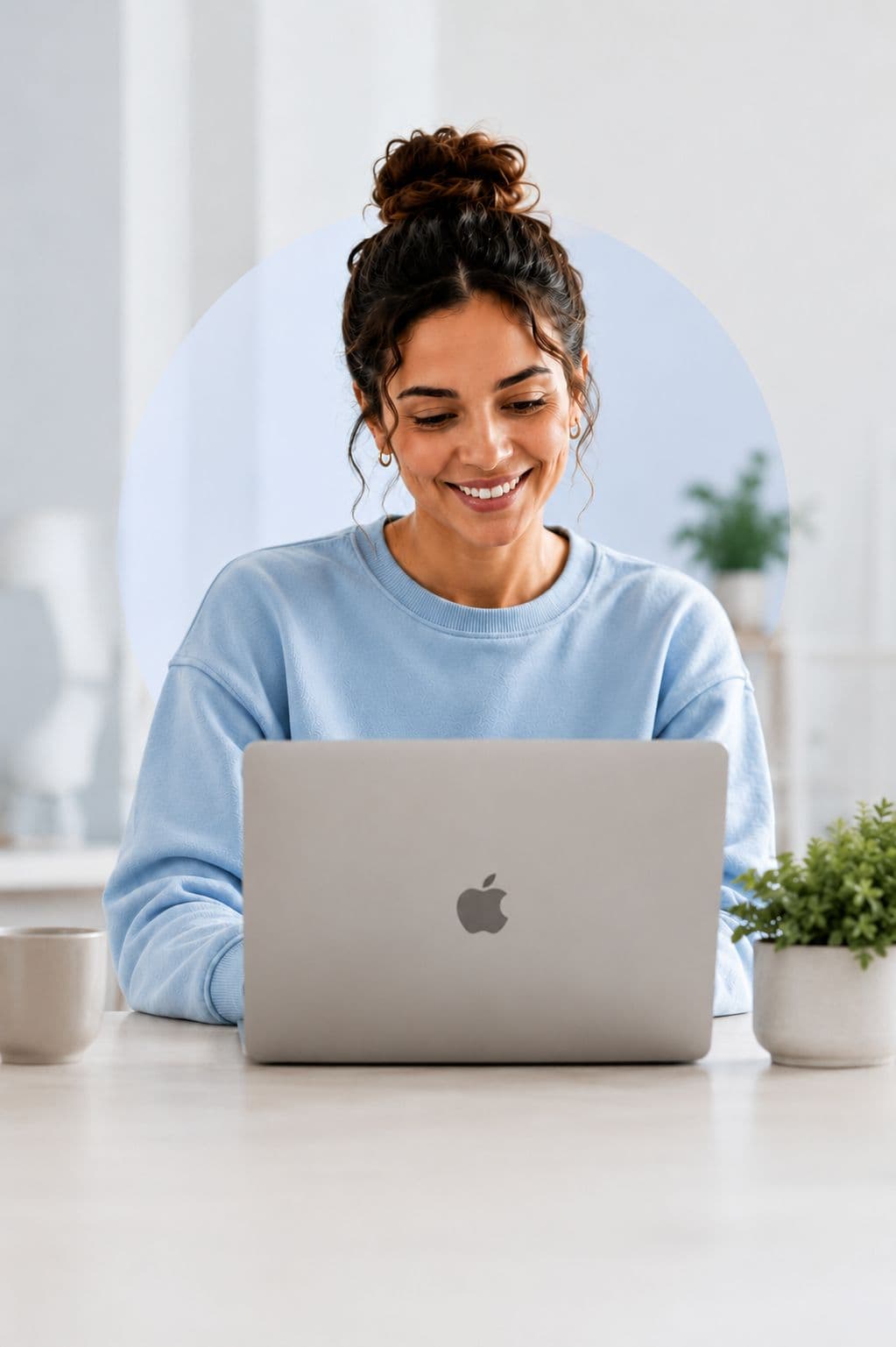 Woman using PalmState Health on her laptop